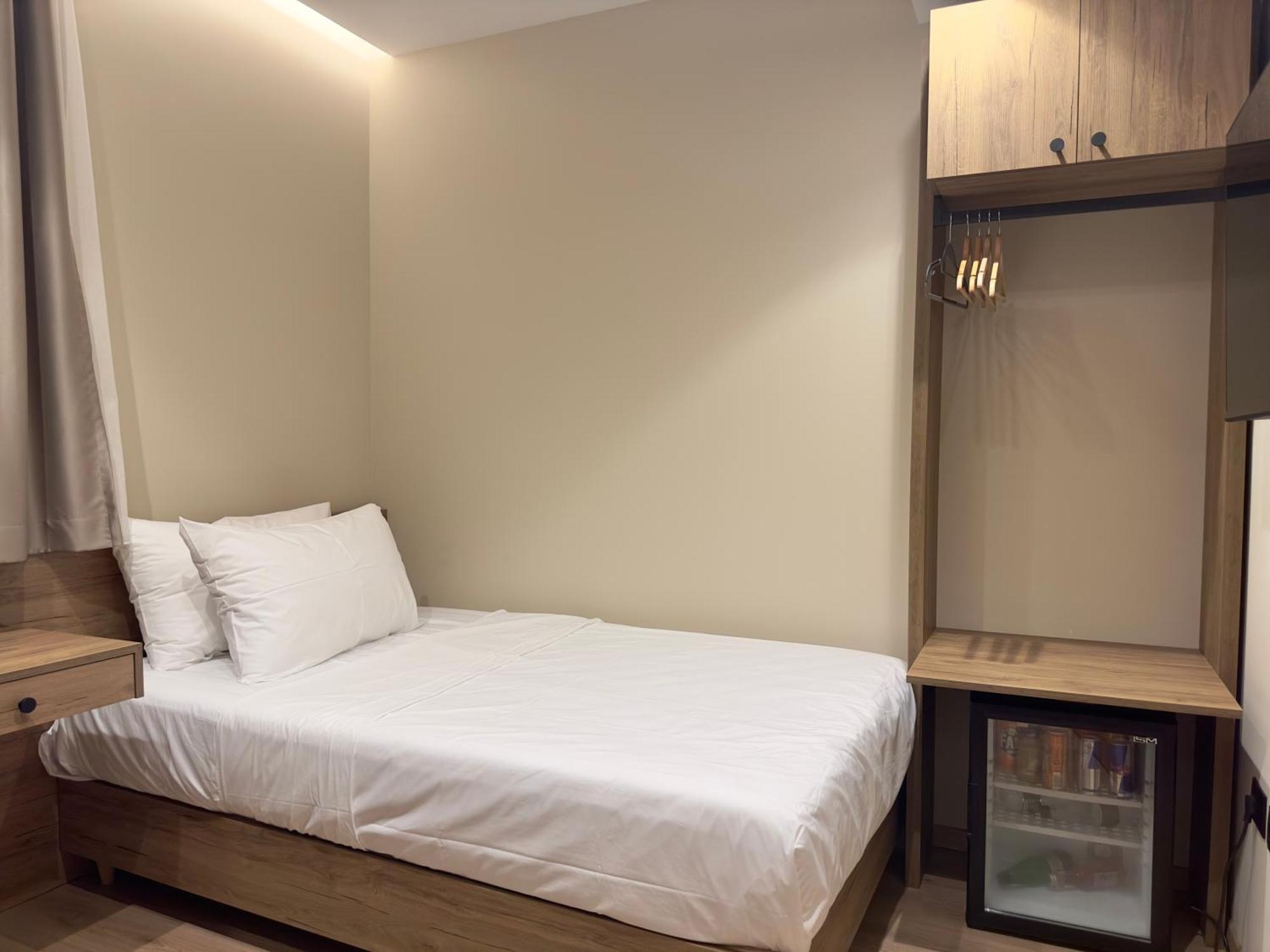 דורס Aragosta Hotel מראה חיצוני תמונה